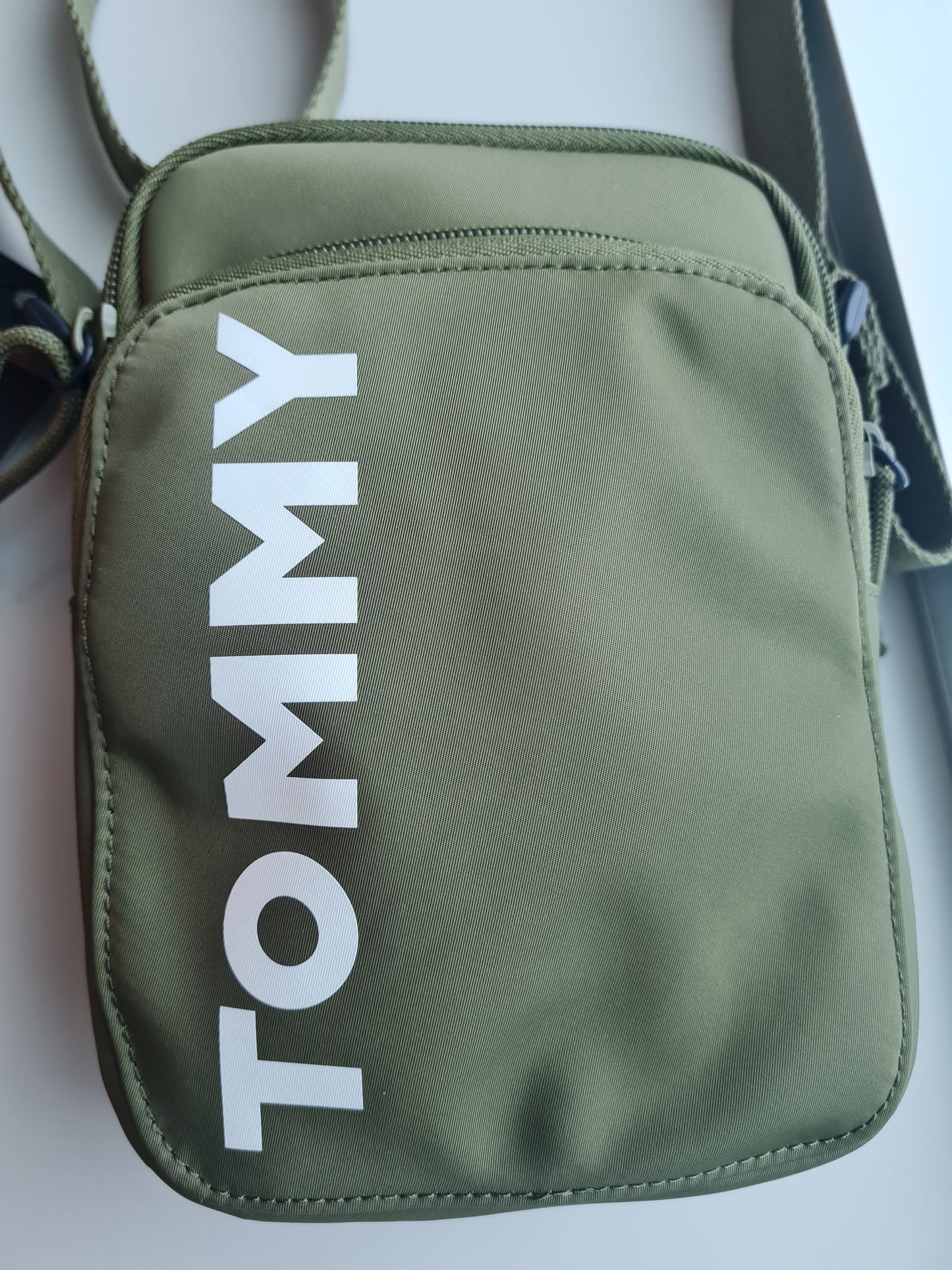 Tommy Hilfiger Side Bag