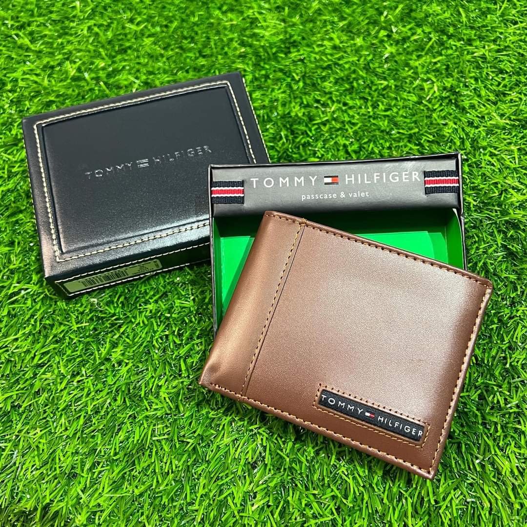 Tommy Hilfiger Bifold Wallet